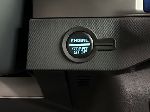 Used 2024 Ford Bronco Badlands AWD/4WD image 19