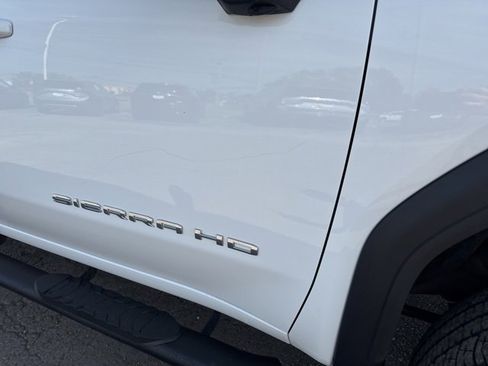 Used 2024 GMC Sierra 2500 SLE image 5