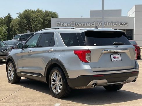 Used 2023 Ford Explorer Limited RWD image 6