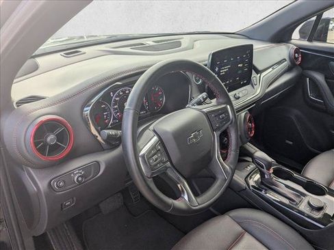 Used 2025 Chevrolet Blazer RS FWD image 10