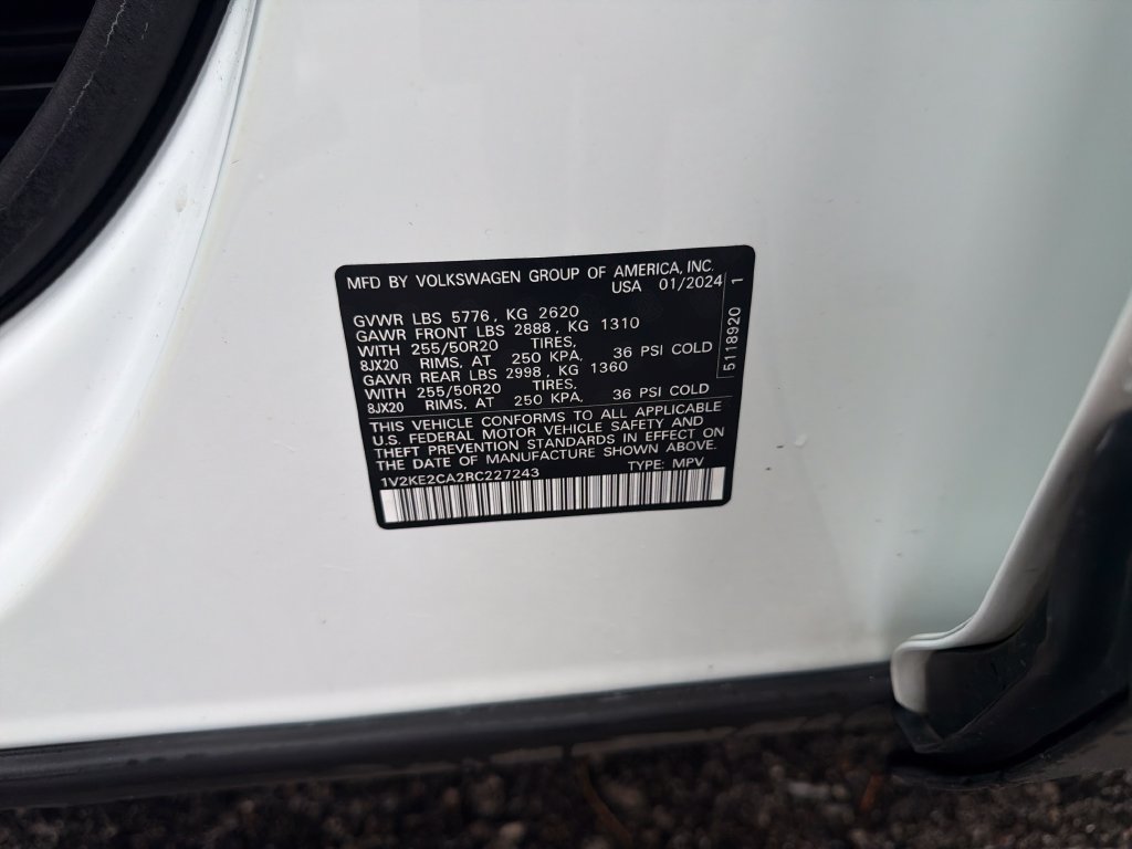 Used 2024 Volkswagen Atlas Cross Sport SE AWD/4WD image 30
