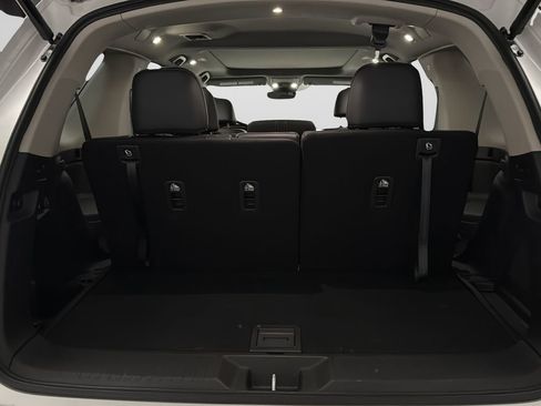 Certified 2023 Honda Pilot Touring image 19