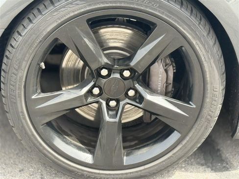 Used 2017 Chevrolet Camaro SS RWD image 10