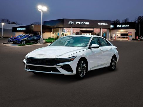 New 2025 Hyundai Elantra Limited image 1