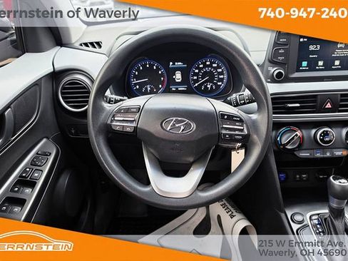 Used 2021 Hyundai Kona SE image 7