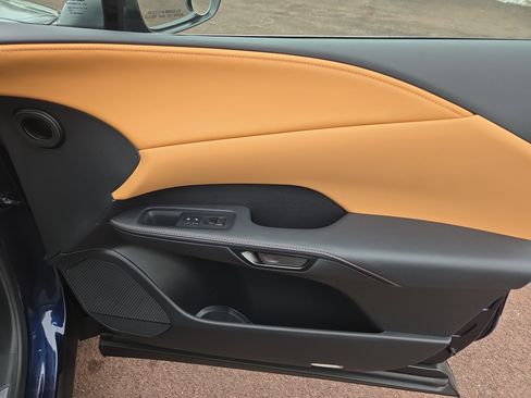 Certified 2024 Lexus RX 350 Premium w/ Accessory Package (Z1) image 17