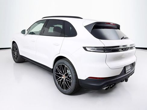 New 2026 Porsche Cayenne AWD/4WD image 3