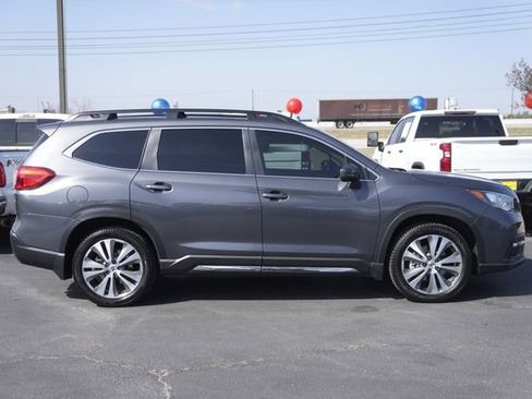 Used 2022 Subaru Ascent Limited w/ Technology Package image 5