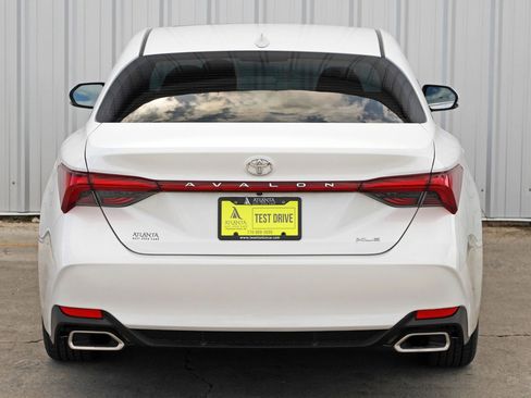 Used 2019 Toyota Avalon XLE w/ Moonroof Package image 47