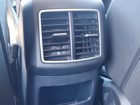 Used 2024 Kia Sportage LX image 30