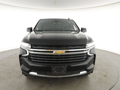 Used 2021 Chevrolet Tahoe LT w/ LT Signature Package image 2