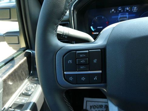 New 2026 Ford F250 Lariat w/ Black Appearance Package AWD/4WD image 22