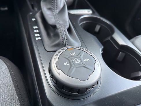 New 2025 Ford Bronco Big Bend image 15