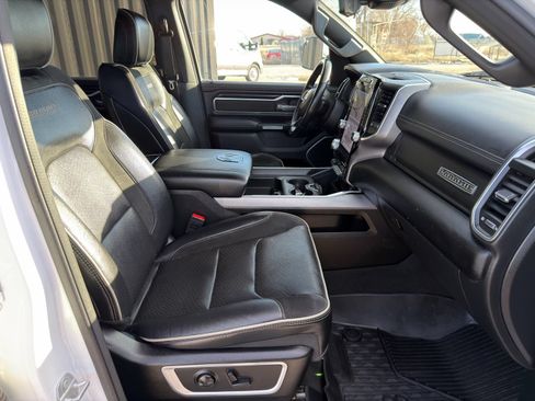 Used 2023 RAM 1500 Laramie AWD/4WD image 38