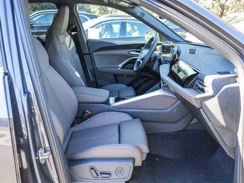 New 2025 Audi Q5 Premium Plus image 18