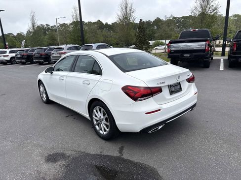 Used 2022 Mercedes-Benz A 220 4MATIC image 5