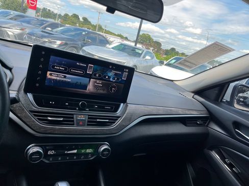 Certified 2024 Nissan Altima 2.5 SL AWD/4WD image 14