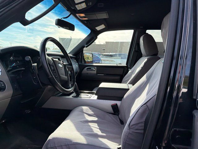 Used 2016 Ford Expedition EL XLT w/ Equipment Group 202A AWD/4WD image 5