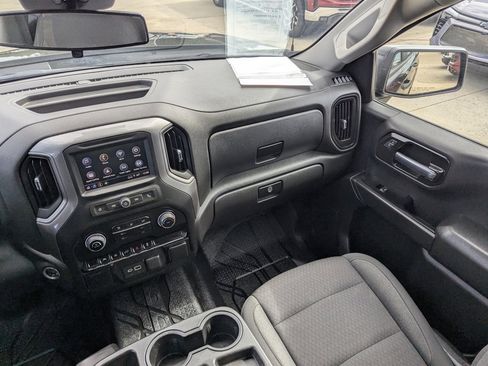 Used 2022 Chevrolet Silverado 1500 Custom image 32
