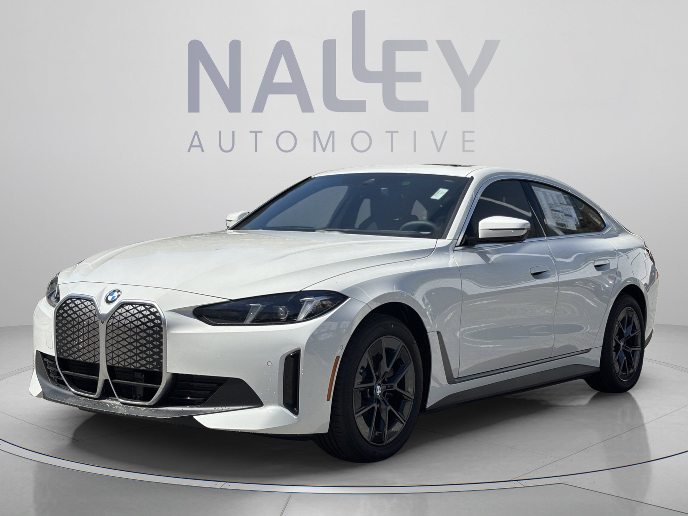 Used 2026 BMW i4 eDrive40 w/ Parking Assistance Package RWD image 1
