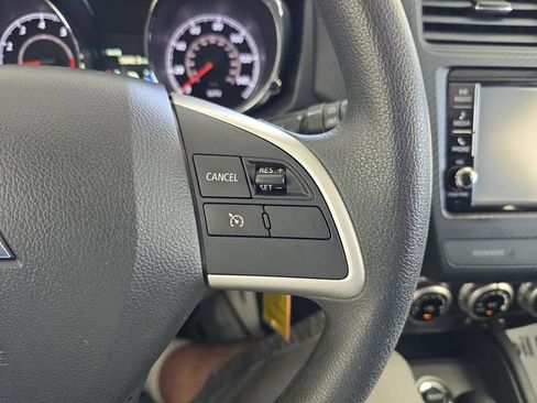 Used 2023 Mitsubishi Outlander Sport ES image 18