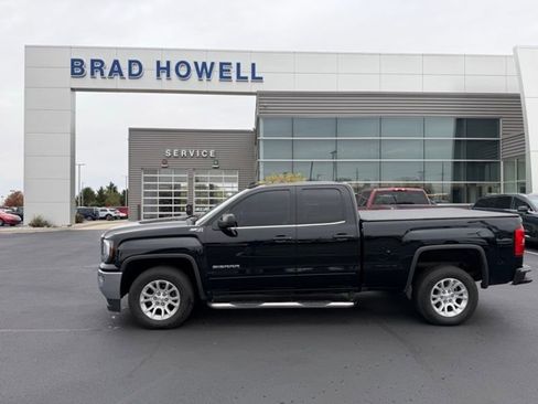 Used 2018 GMC Sierra 1500 SLE w/ SLE Value Package image 1