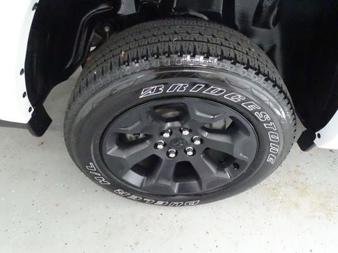 Certified 2025 RAM 1500 Big Horn AWD/4WD image 28
