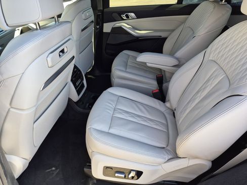 New 2026 BMW X7 xDrive40i w/ Executive Package image 34