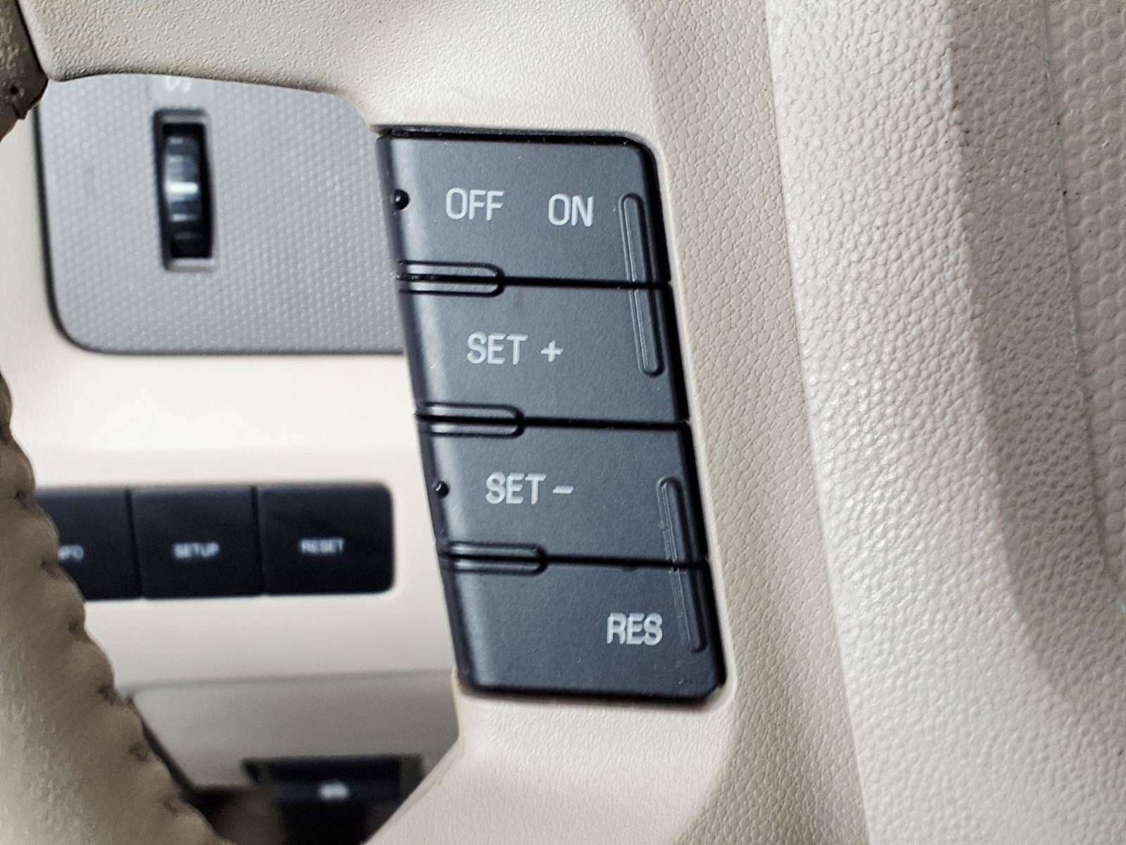 Used 2010 Ford Escape XLT FWD image 18
