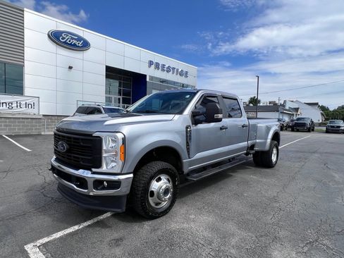 Used 2023 Ford F350 XL w/ XL Driver Assist Package AWD/4WD image 3