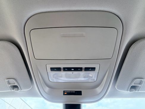 Used 2019 Chevrolet Colorado ZR2 AWD/4WD image 16