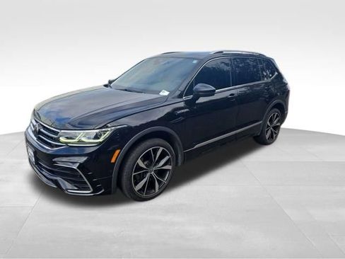 Used 2022 Volkswagen Tiguan SEL R-Line image 3