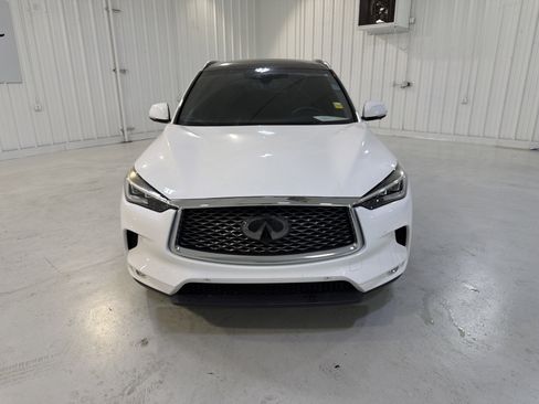 Used 2019 INFINITI QX50 Essential w/ Sensory Package image 8