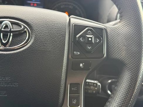 Used 2021 Toyota Tacoma TRD Off-Road w/ Technology Package AWD/4WD image 27