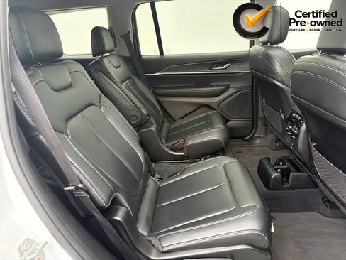 Certified 2023 Jeep Grand Cherokee L Limited w/ Black Appearance Package AWD/4WD image 26