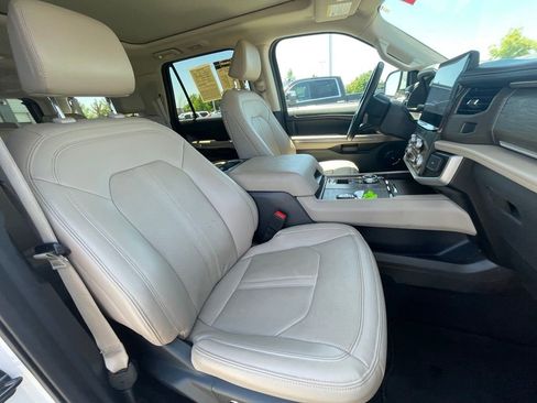 Used 2024 Ford Expedition Max Limited RWD image 27