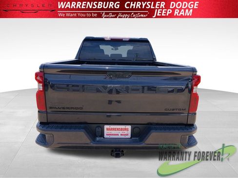 Used 2023 Chevrolet Silverado 1500 Custom w/ LPO, Dark Essentials Package AWD/4WD image 5