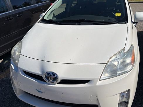 Used 2015 Toyota Prius Two image 1