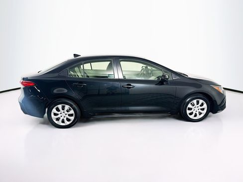 Used 2022 Toyota Corolla LE FWD image 10