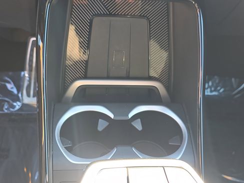 Used 2025 BMW X1 xDrive28i w/ M Sport Package image 25