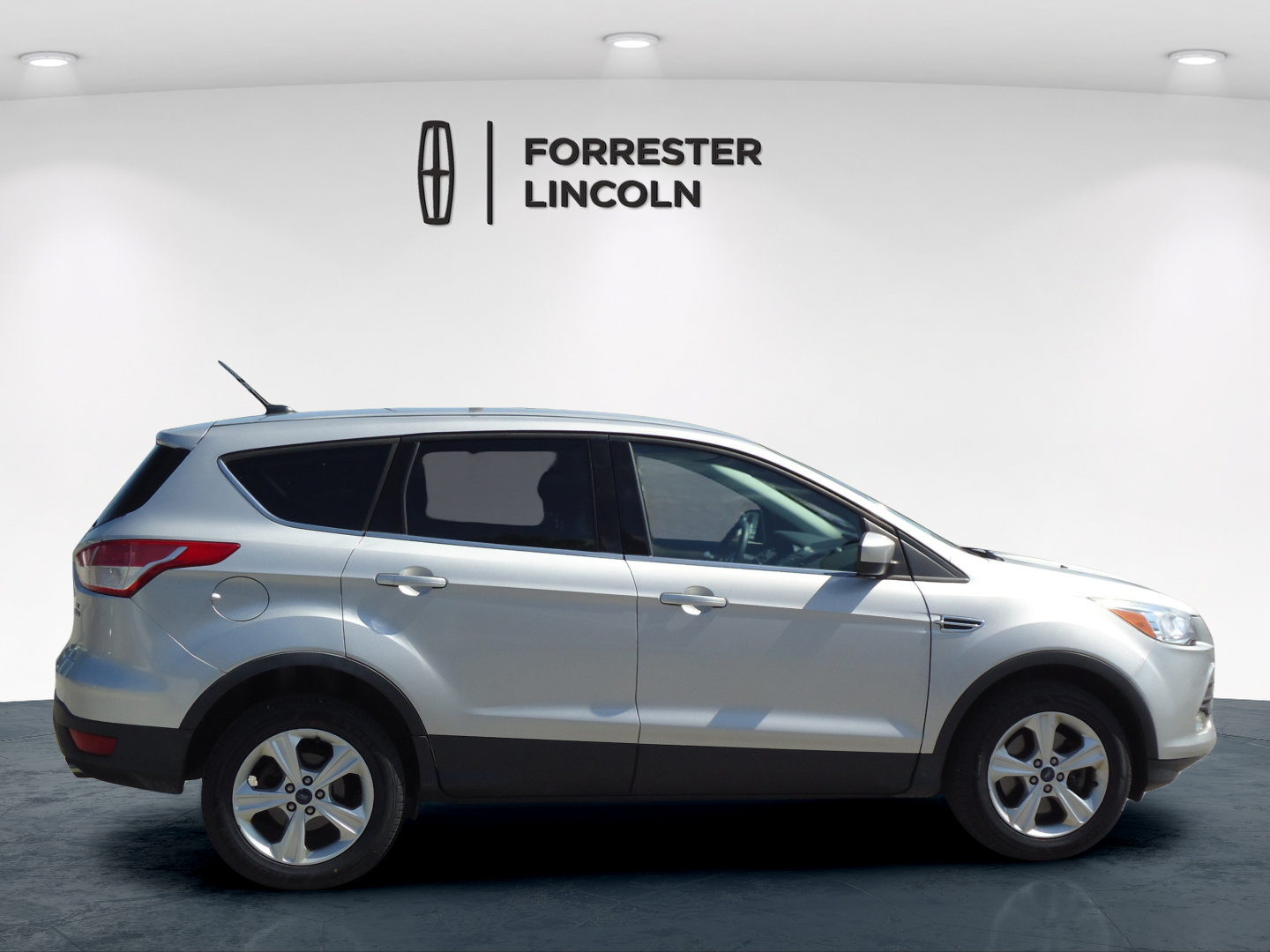 Used 2014 Ford Escape SE AWD/4WD image 2