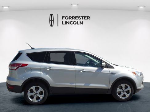 Used 2014 Ford Escape SE AWD/4WD image 2