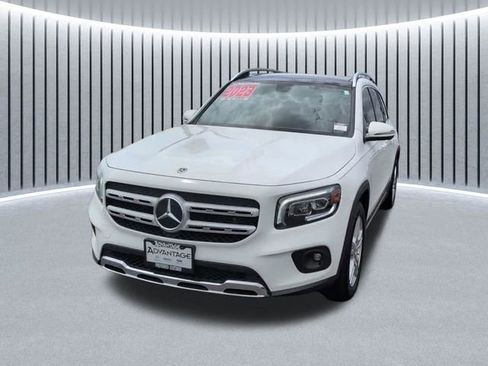 Used 2023 Mercedes-Benz GLB 250 4MATIC image 13