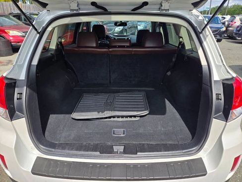 Used 2013 Subaru Outback 3.6R Limited image 47