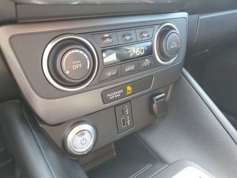 Certified 2023 Nissan Leaf S FWD image 22