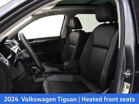 Used 2024 Volkswagen Tiguan SE image 23