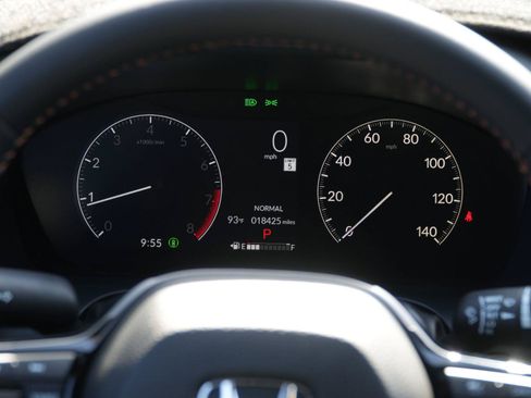 Used 2025 Honda HR-V Sport image 23