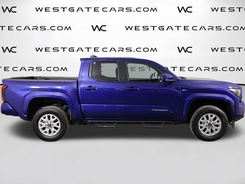 Used 2025 Toyota Tacoma SR5 image 45