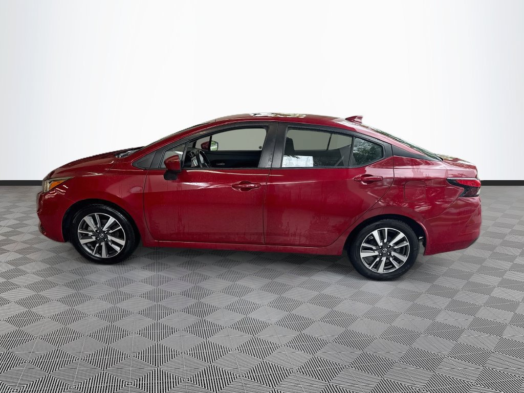Used 2022 Nissan Versa SV FWD image 9