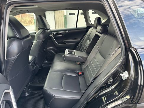 Used 2023 Toyota RAV4 XLE Premium AWD/4WD image 27